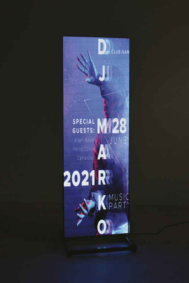 Innowacje w reklamie podświetlanej: jak digital rollupy zmieniają przestrzeń marketingową