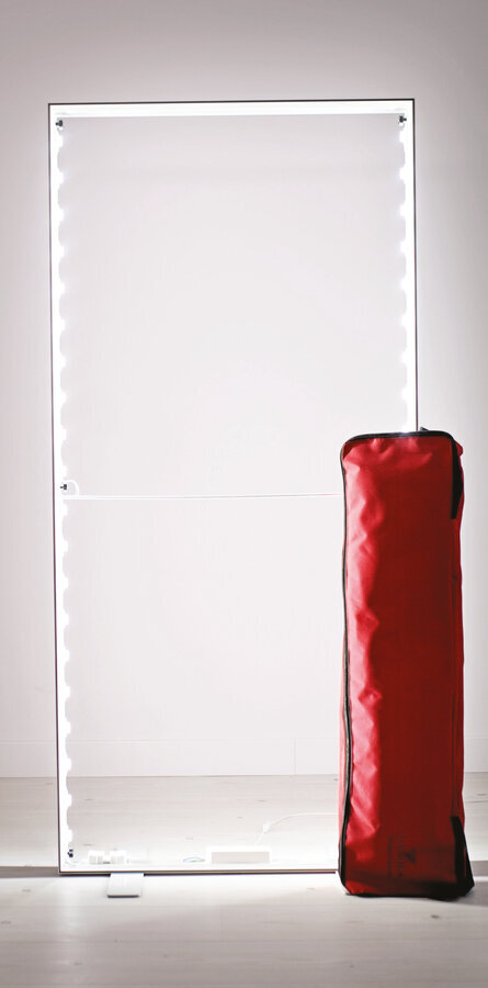 Mobilne i przenośne rozwiązania w reklamie podświetlanej: efektywność i elastyczność